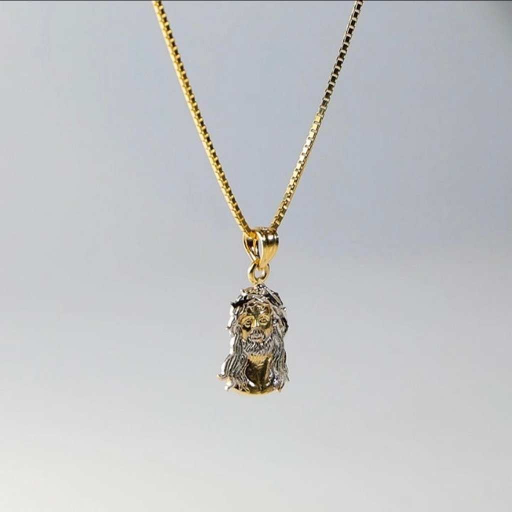 14k Gold Jesus's Head Pendant